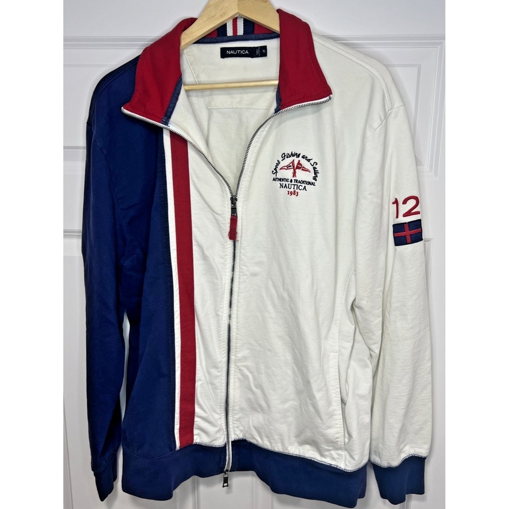 Nautica Sailing Regatta Full Zip Jacket White Red Blue 1983 Embroidered Flags